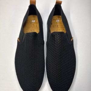 H&M Slip-On Shoes - Black - Men Sz 10 or‎ women's 12. EU 43 knit and cork look